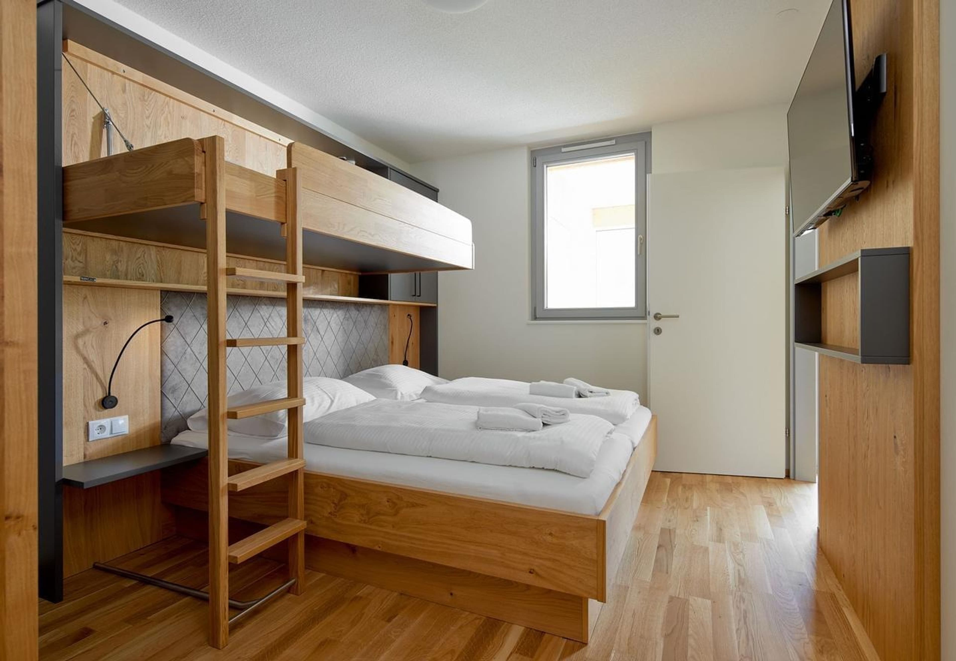 Zapfig Living Apartment 15 - Image 4